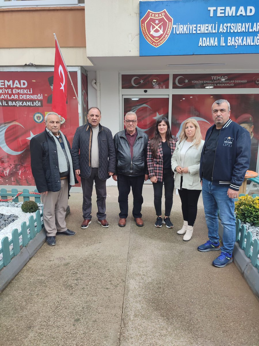 Haberin Sonu Gazetesi Hamid Taşçılar,
Dünya Konyalılar federasyonu başkanı Hacı Ulusoy ve
Türkiye genel sanat eseri sahipleri meslek birliği Adana şube başkanı Gülşen Doğan hayırlı olsun ziyaretinde bulundular. Nazik ziyaretleri için kendilerine teşekkür ederiz.