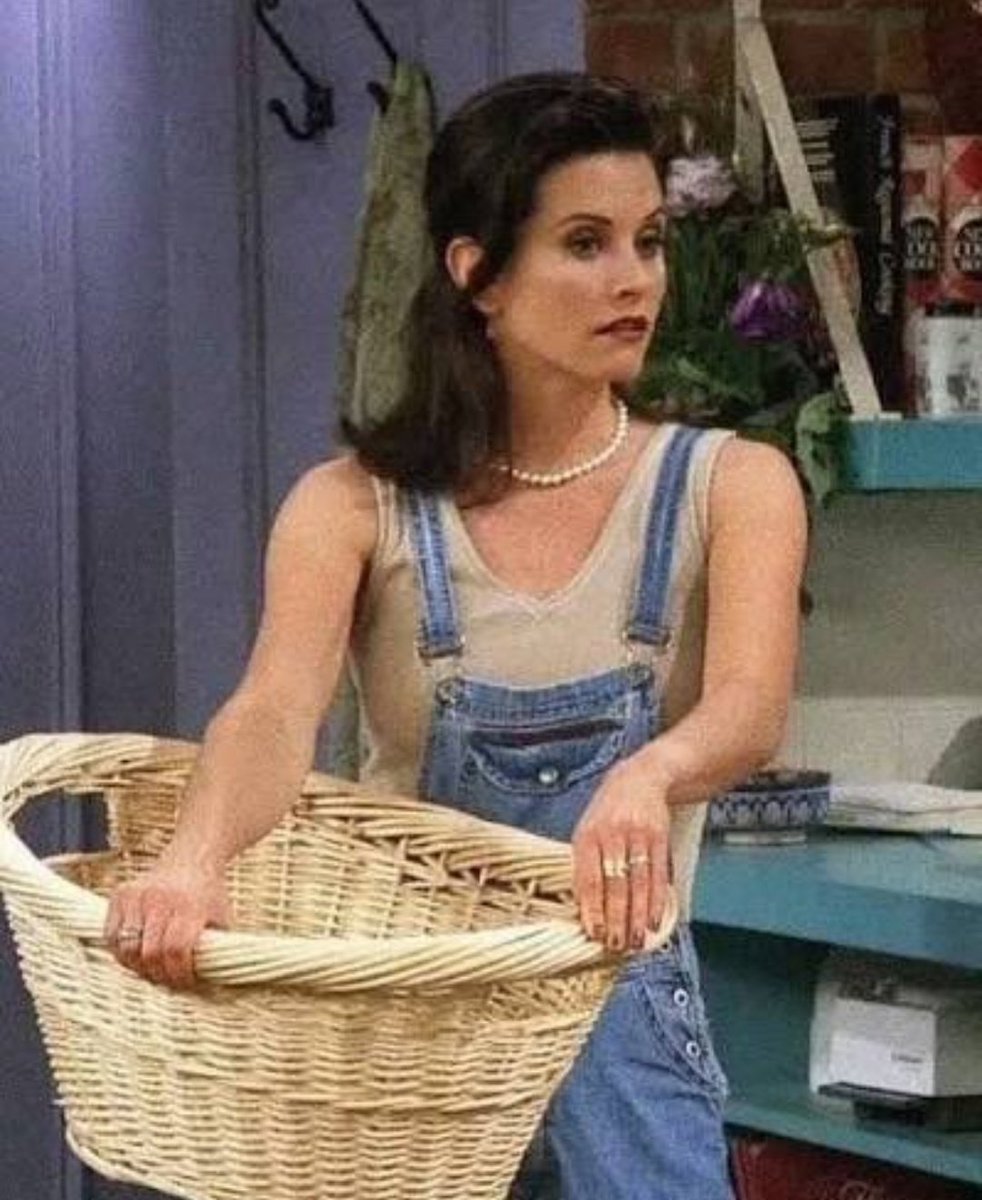 limerencehazel's tweet photo. AND THES FICTIONAL WOMEN OF ALL TIME https://t.co/fCiDRG3qCo