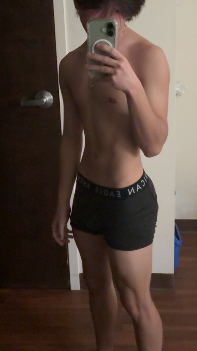 midshortboy tweet media