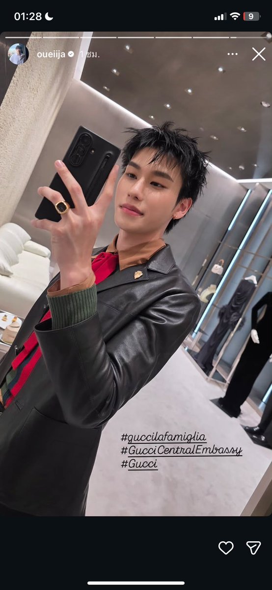 ค่ะ ทั้งสองรูปลงโดยไอจี Oueiija งงออฟโรดนางรู้ยังว่าลงผิดแอคคือใส่แท็กใส่อะไรครบเลยแต่ลงแอคพี่อู๋ออฟโรดลูกหนูเฉลยทำไมว่ามีไอจีแฟนในเครื่องแม่ไม่สบายใจ😞