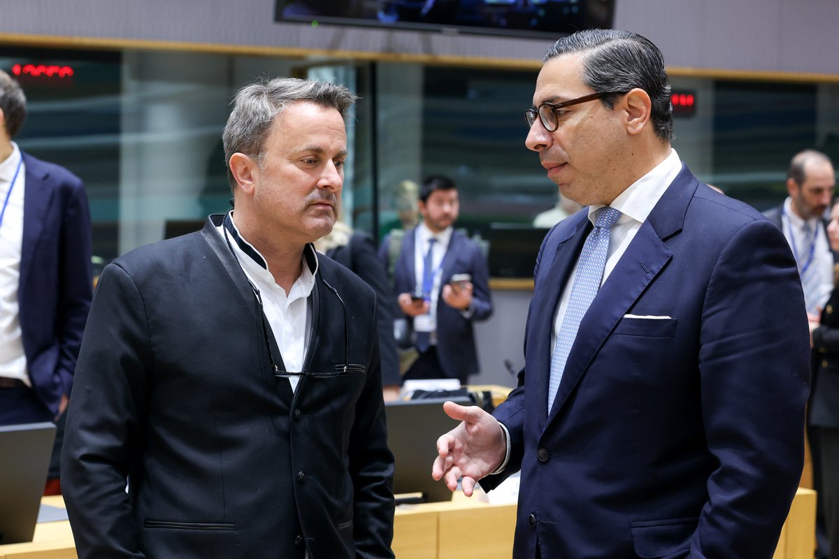 Foreign affairs ministers discussed:

➡️ the EU response to the violent repression in Iran
➡️ support for Ukraine
➡️ the situation in Syria, Gaza and the West Bank
➡️ the escalation of violence in the Democratic Republic of the Congo

Read more:  link.europa.eu/p8TQgq

#FAC