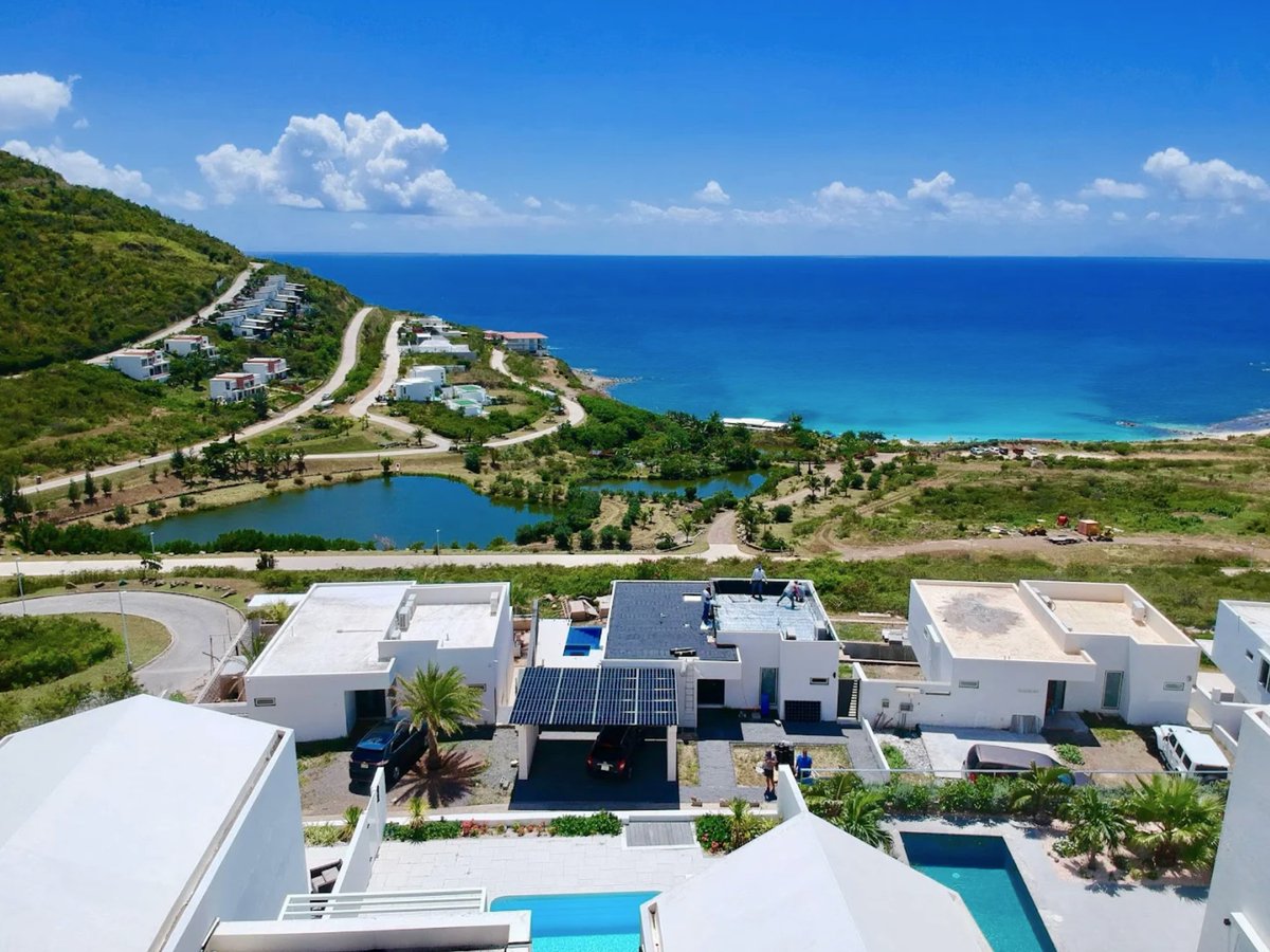 ProSolarAmerica's tweet photo. High-performance, clean energy right where it matters most. That’s the ProSolar way.

#SolarEnergy #ProSolar #CleanPower #EnergyIndependence #IslandLife #SolarDoneRight #SustainableLiving #CaribbeanSolar #OffGridReady #TeslaPowerwall #SolarViews https://t.co/1eQhLY5G0v
