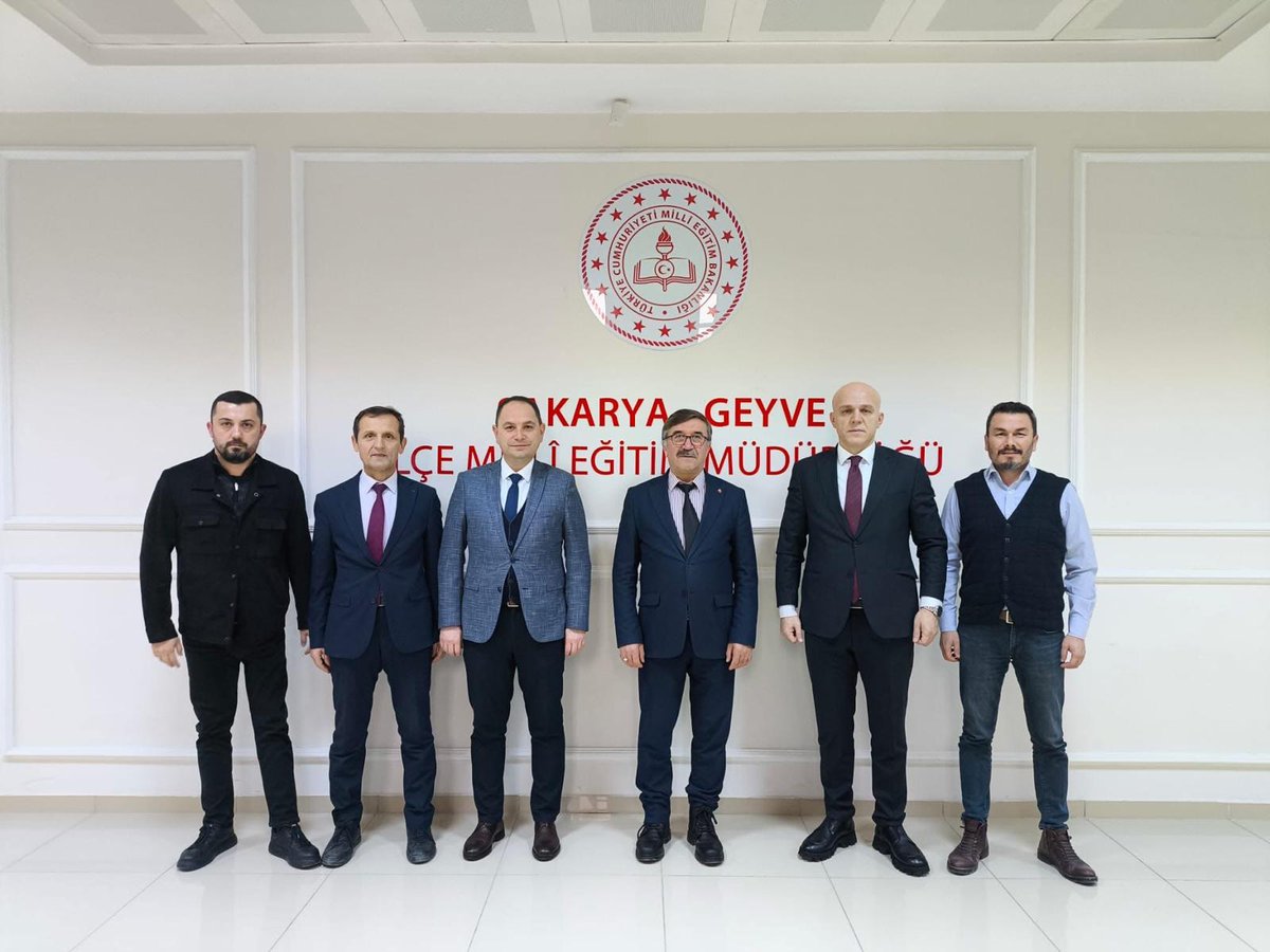 Serdivanmem's tweet photo. İlçe Milli Eğitim Müdürümüz Eşref BAŞER, Adapazarı İlçe Milli Eğitim Müdürü Engin KAHRAMAN ile Birlikte Geyve İlçe Milli Eğitim Müdürü Aziz DEMİR'i ve Pamukova İlçe Milli Eğitim Müdürü Mehmet DOĞAN'ı Ziyaret Ettiler.
@tcmeb 
@Yusuf__Tekin 
@SakaryaValiligi 
@sakaryamem https://t.co/FIG9Vl1SNy
