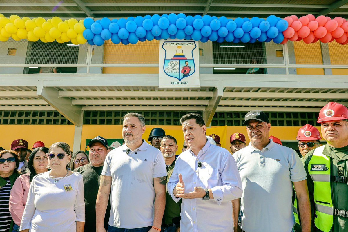 Inauguramos en Puerto La Cruz el nuevo Centro de Educación Inicial José Antonio Anzoátegui, junto al gobernador Luis Marcanos.
Está es una obra totalmente nueva que fortalece la educación inicial y amplía la atención a más de 200 niños y niñas.