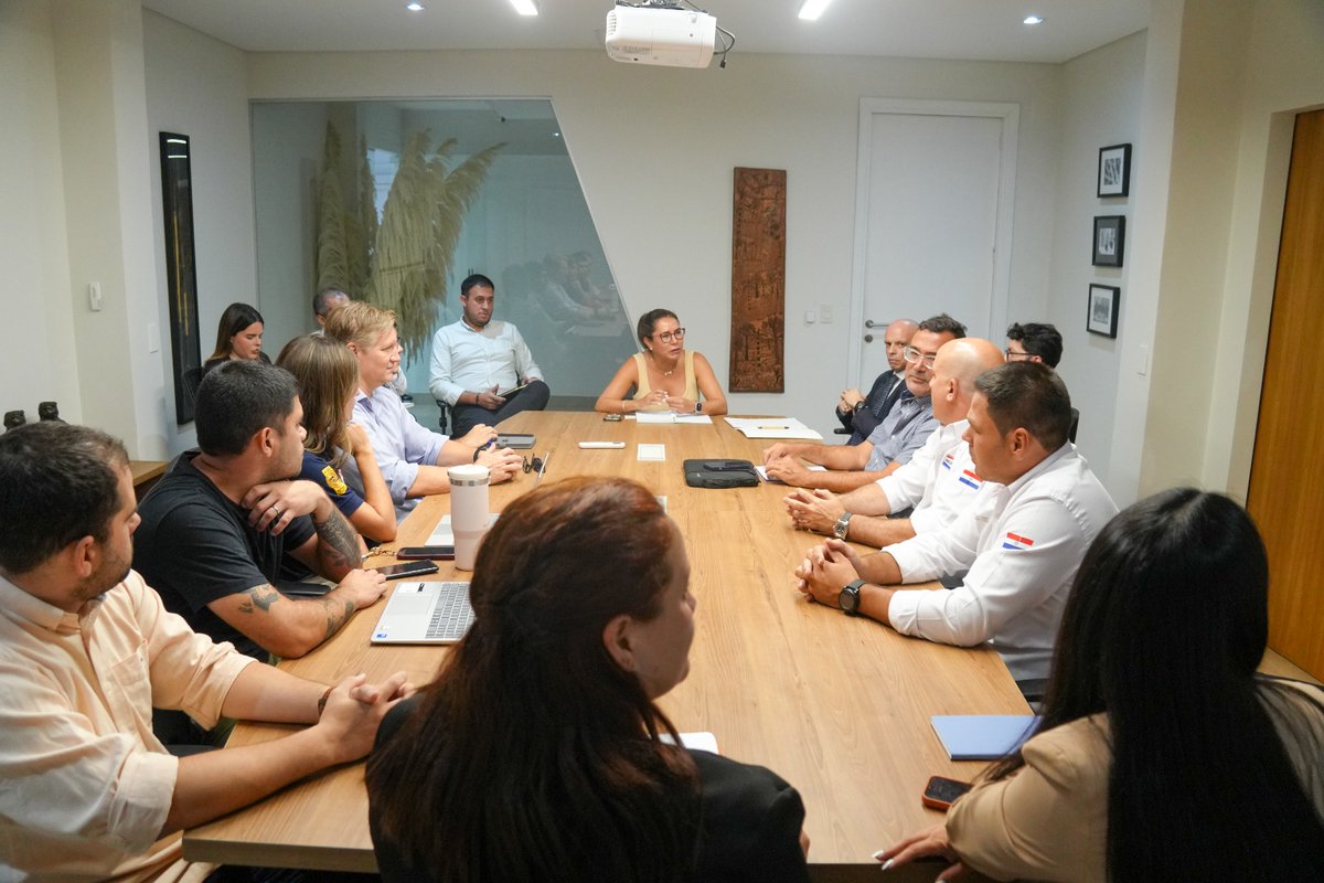 🏁 | Comunicación y promoción marcan la hoja de ruta del Rally del Paraguay 2026

En <a href="/Senatur_Py/">SENATUR</a> coordinamos con <a href="/mreparaguay/">Ministerio de Relaciones Exteriores</a> y el equipo organizador estrategias para fortalecer la difusión regional de uno de los eventos deportivos más relevantes del país.