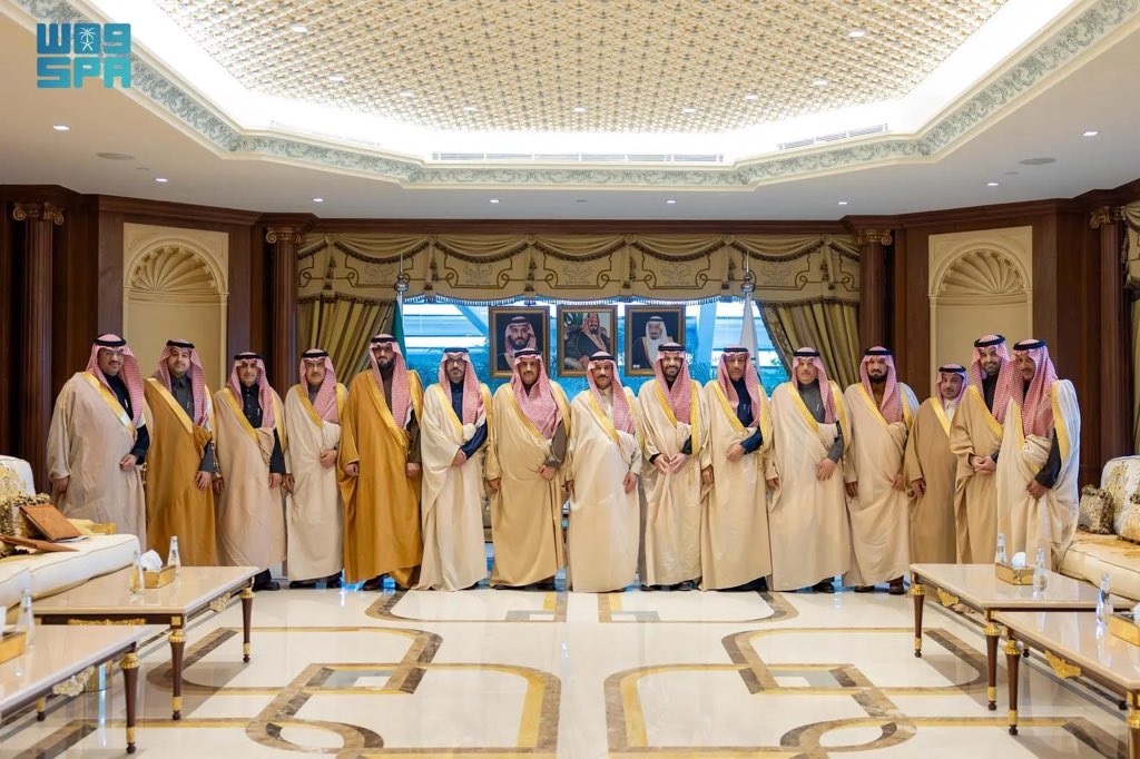 aljoufr's tweet photo. بمشاركة وكيل إمارة @AljoufSA حسين آل سلطان

معالي وكيل @MOISaudiArabia الدكتور خالد بن محمد البتال، اليوم، اجتماع وكلاء إمارات المناطق الـ(60)، الذي عقد بمقر ديوان الوزارة بمدينة الرياض.

https://t.co/heNQRiGbj2
#منطقه_الجوف https://t.co/wkvtO4bX4U