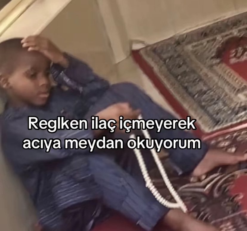 Alya (@alyareckles) on Twitter photo 