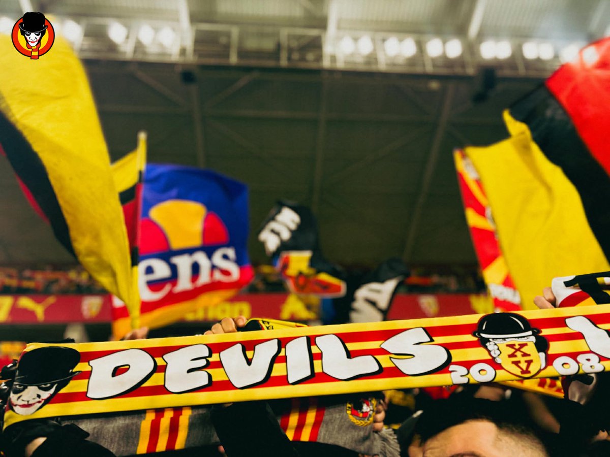 North_Devils_08's tweet photo. Lens - Nice | 14.12.2025 https://t.co/1ijiYDu59D