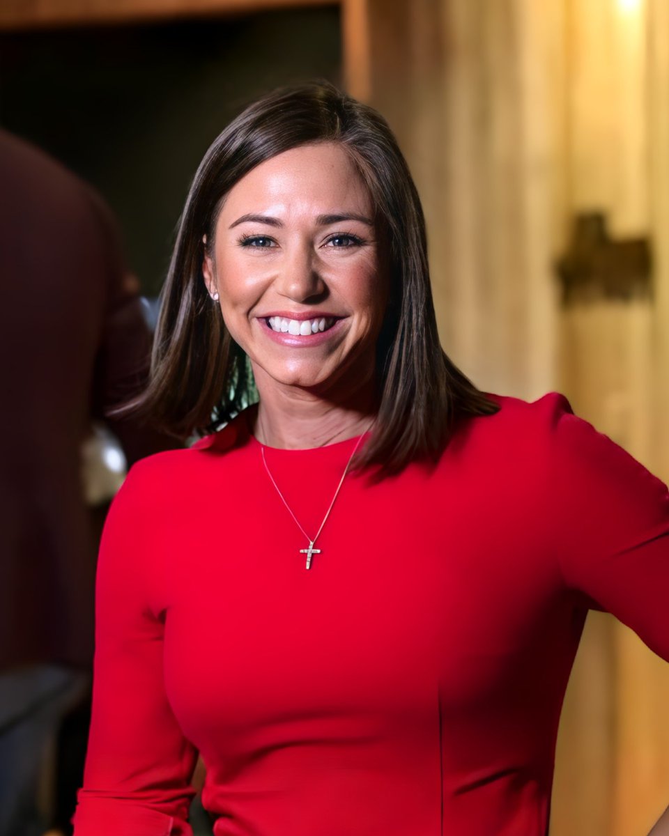 pelositracker's tweet image. Citizen journalism making a difference !

Sen. Britt just disclosed selling the JP Morgan $JPM stock that was flagged 2 days ago

She also disclosed it the same day meaning this post likely led to her sale

Credit to @KatieBrittforAL for doing the right thing and selling out