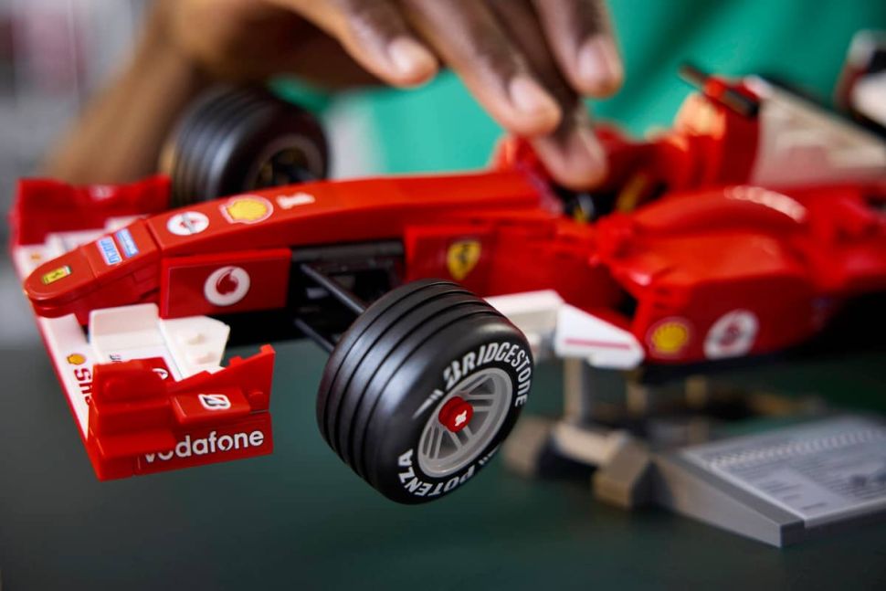 autoblog's tweet image. Nieuw artikel: Verrijk je verzameling met F1-auto Michael Schumacher autoblog.nl/nieuws/lego-fe…