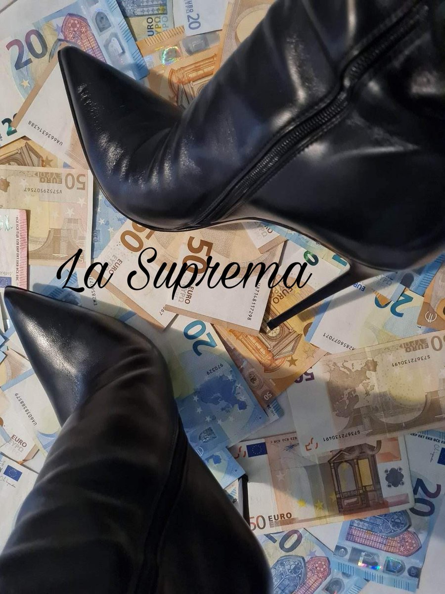 C'è chi sgancia migliaia di euro (da anni) e ti regala Le Silla, Loub e Jimmy Choo da 1000euro: le mie foto ESCLUSIVE solo per voi fedeli in sessione!
Quelli senza spicci invece blaterano sentenze non essendo all'altezza di una Top Level Godness.
E tu che tipo di parassita sei?