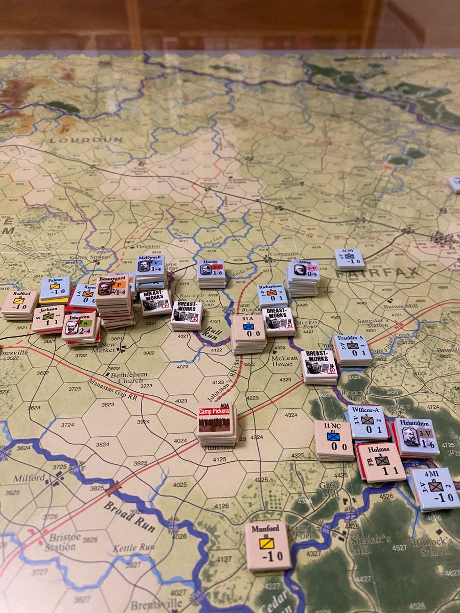 T. Sánchez tweet media