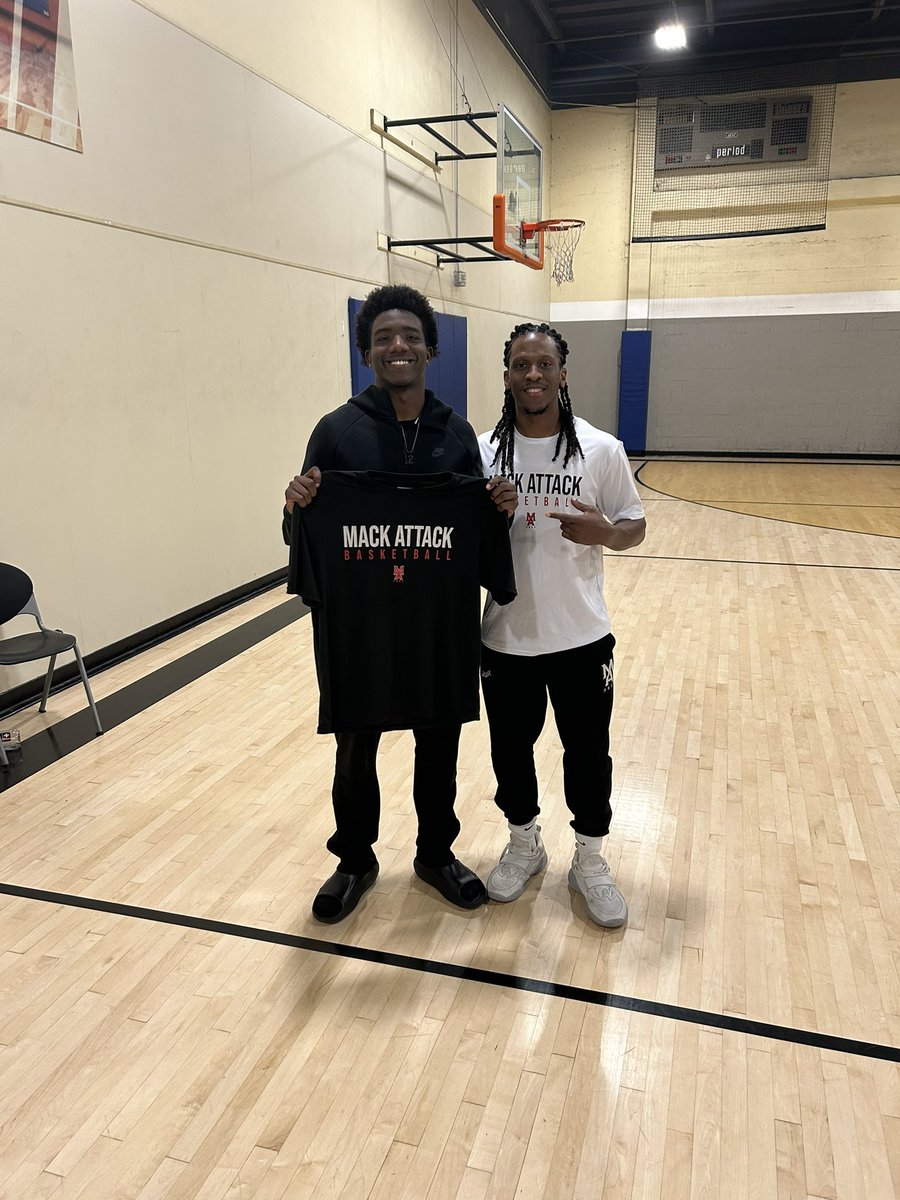 Brenden Banks-Speed tweet media