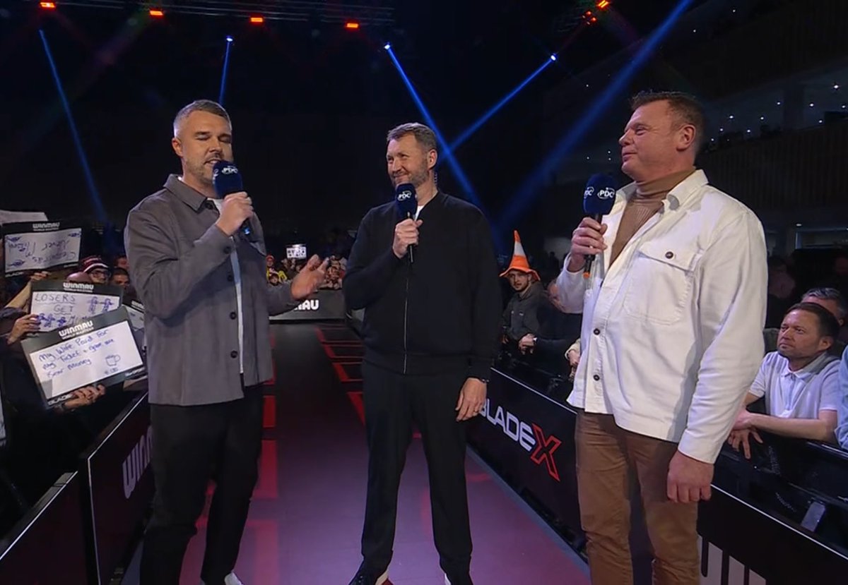 Live Darts tweet media