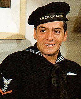 🇺🇸 Happy birthday to Victor Mature (1913–1999) a classic Hollywood star and WWII US Coast Guard veteran <a href="/USCG/">U.S. Coast Guard</a>

Best remembered for 🎥 Samson &amp; Delilah, My Darling Clementine, The Robe &amp; Kiss of Death 🎬.

We are honouring both his service &amp; his screen legacy. 🕊️

#Veteran