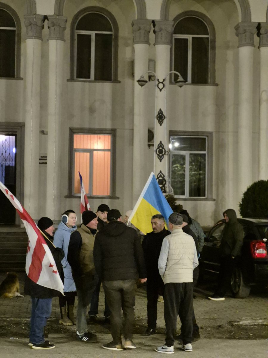 NTskvitishvili's tweet photo. Dare to Protest Everywhere!
Chkhorotsku 🇬🇪🇪🇺
Day 428
#Protestingeorgia 
#GlorytoGeorgianpeople #freedom 
#GloryToUkraine 🇺🇦 https://t.co/B8Boasqr8f
