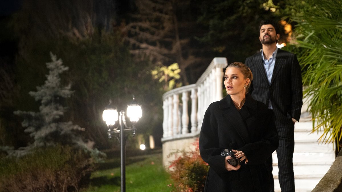 onedio's tweet photo. 2025 yılında Netflix'te en çok izlenen Türk dizileri:

1. Enfes Bir Akşam
2. Kimler Geldi Kimler Geçti
3. Mezarlık
4. Zeytin Ağacı
5. Geleceğe Mektuplar
6. Terzi
7. İstanbul Ansiklopedisi
8. Kuş Uçuşu
9. Hakan: Muhafız
10. Asaf https://t.co/1AZH3mQza0