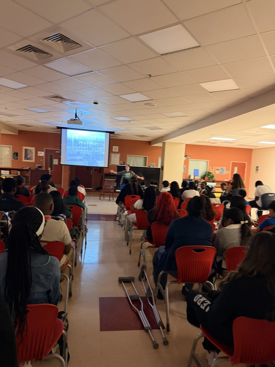 Congress Middle School tweet media