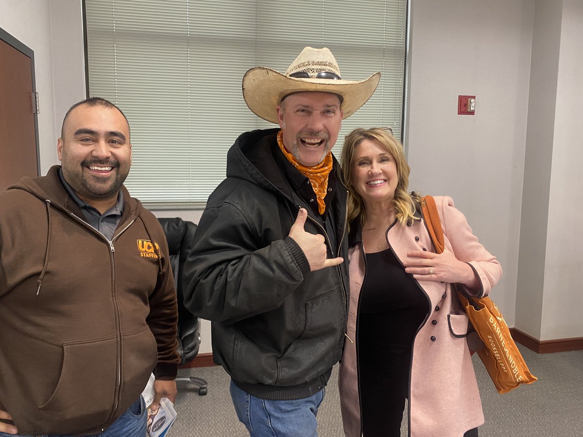 Join us next month for Membership 360! Whether you're a new or prospective member, come enjoy lunch and learn how to use Chamber benefits to grow your business. Meet the staff and find the right committee for you! Register on our website today! 
#OgdenWeberChamber #Membership360