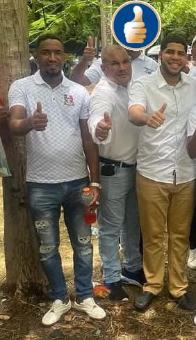 ZorrillaJos's tweet photo. En Santo Domingo Este, en la circunscripción No. 1, el PRM se prepara para llevar a la presidencia de la región 1-C al licenciado Paulino Féliz y para la presidencia de la zona H al comunitario Javier Laureano Reyes. https://t.co/ZEqBxI7dJq