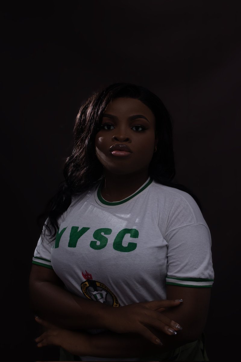 Light doesn’t just reveal beauty, it tells identity. A portrait of strength, poise, and purpose 🇳🇬✨
Shot by me, shaped by intention, finished with feeling. If your story deserves to be seen, not just photographed, you already know who to call. 📸