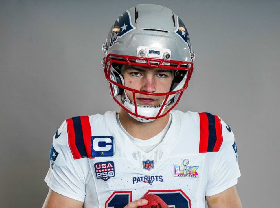 fashion_nfl's tweet image. Pats patch-a-palooza.