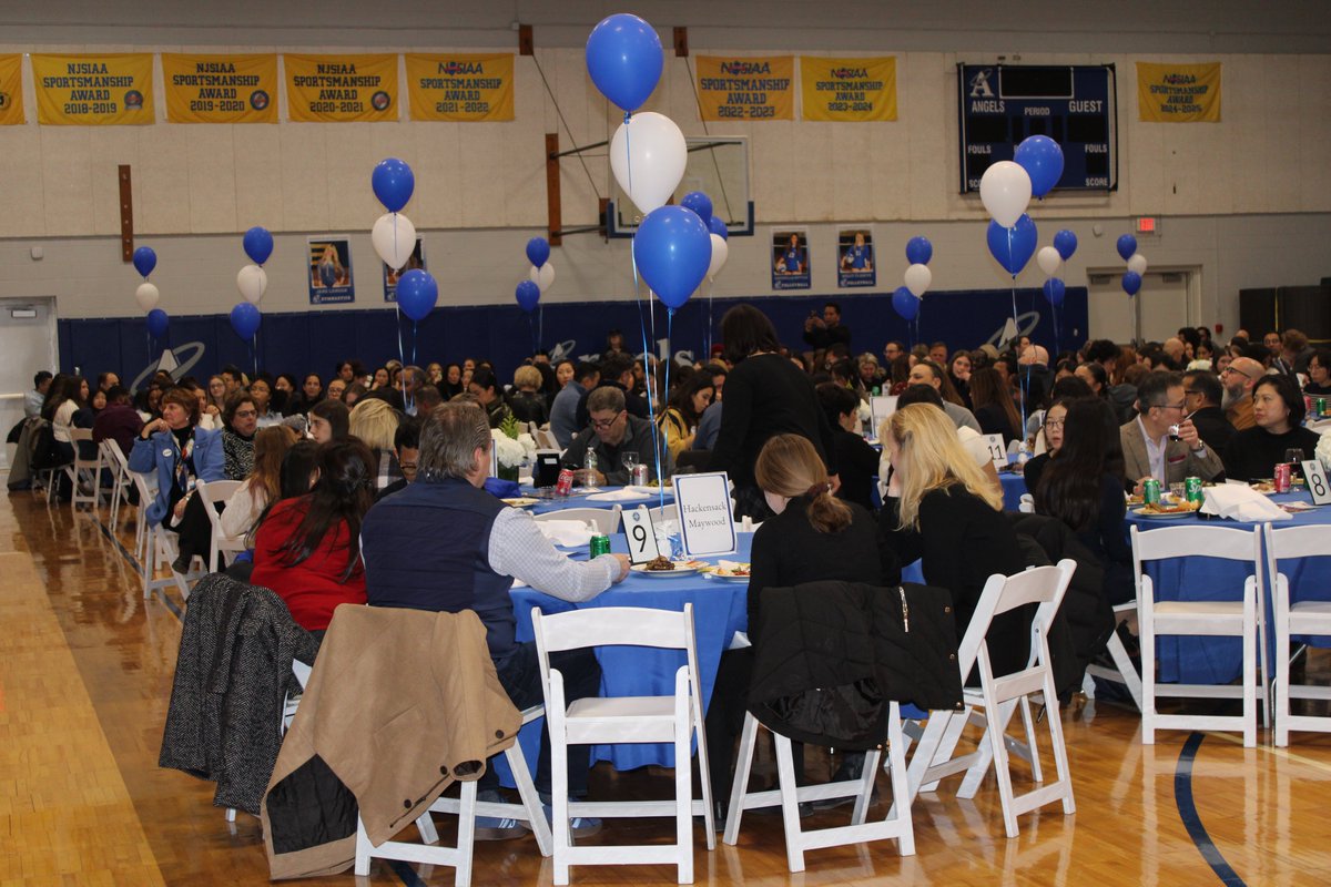 Academy of the Holy Angels tweet media