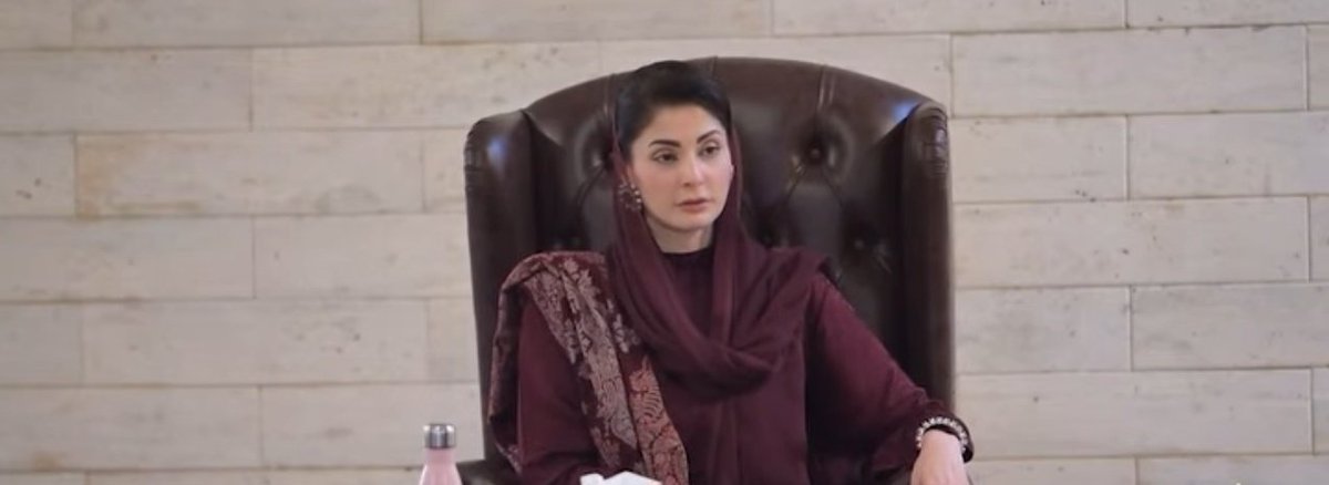 TTPMemes's tweet photo. First time Maryam Nawaz is aggressive regarding the Lahore Manhole Incident 🥹
Assist Commissioner ap kis bat k Commissioner hain? Aap logon ke senay mein dil hai ya nahi? Aap ne Allah ko jawab dena hai. Agar manhole mein aap ki beti ya meri beti girti, toh poora system hil jata https://t.co/rqJQtCzWi0