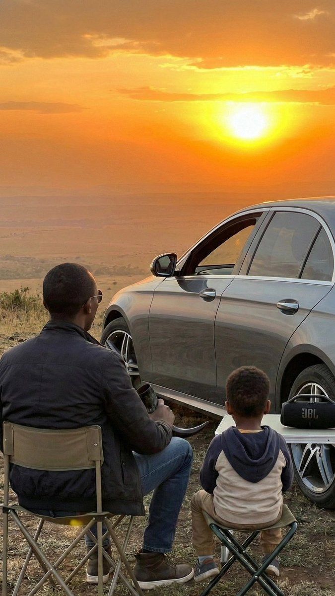 KahiuNgomo's tweet image. I will give you all that I never had. My little man ❤️. Don't  settle for being a prince I am raising you to be a King .