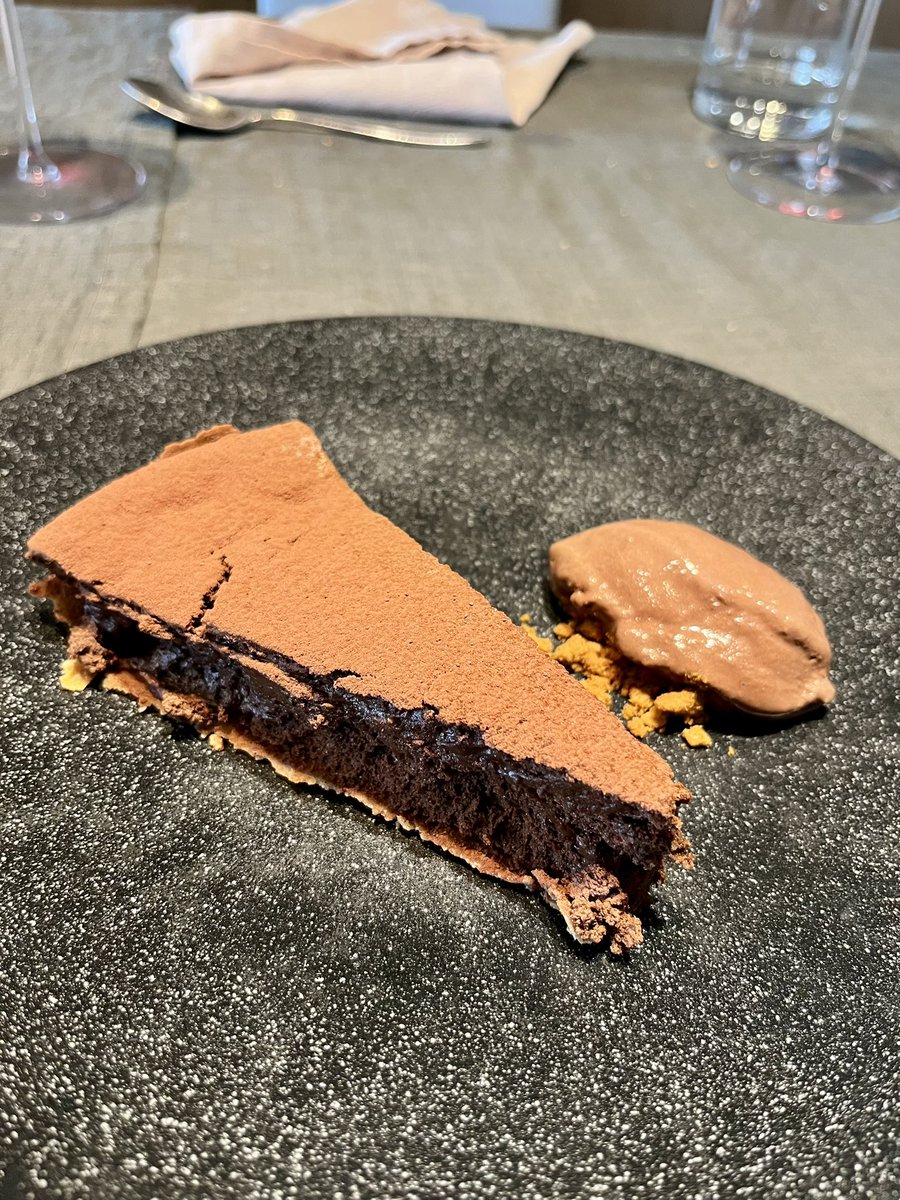 Con el refuerzo del gran <a href="/guanaElFla/">Jorge Vasquez</a> para los ¿últimos (ejem) coletazos de La Galera? y para la apertura de La Pérgola.