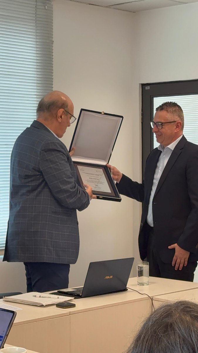 Image for the Tweet beginning: #TrabajamosUnidos
Primera junta directiva de @Asocodis,