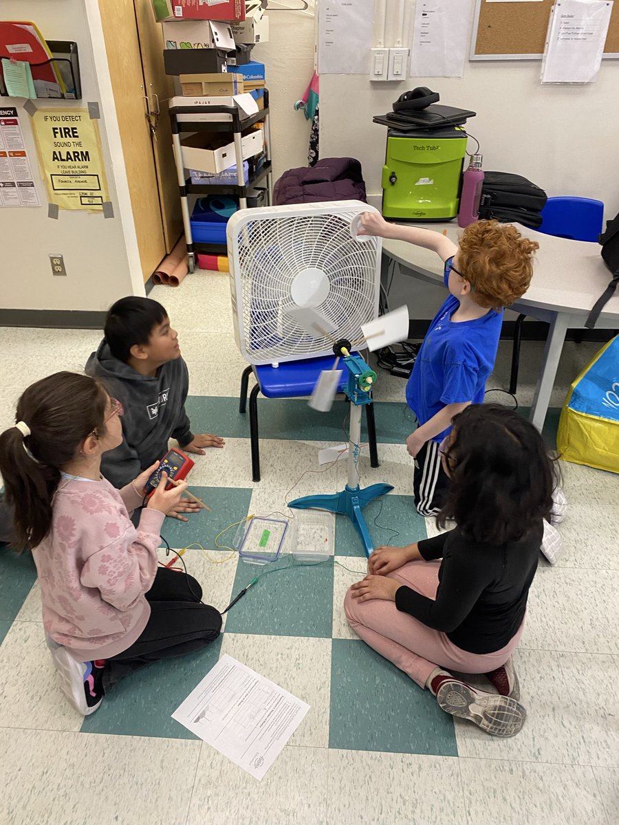 CorpusOCSB's tweet photo. We had a fantastic couple days of experiential learning with Caroline from Relay Science. It was inspiring to see students so engaged in the scientific process…hypothesizing, testing, & exploring. Thanks for bringing science to life for our classrooms! #ocsb #ocsbSTEM https://t.co/sDzxhPFD54