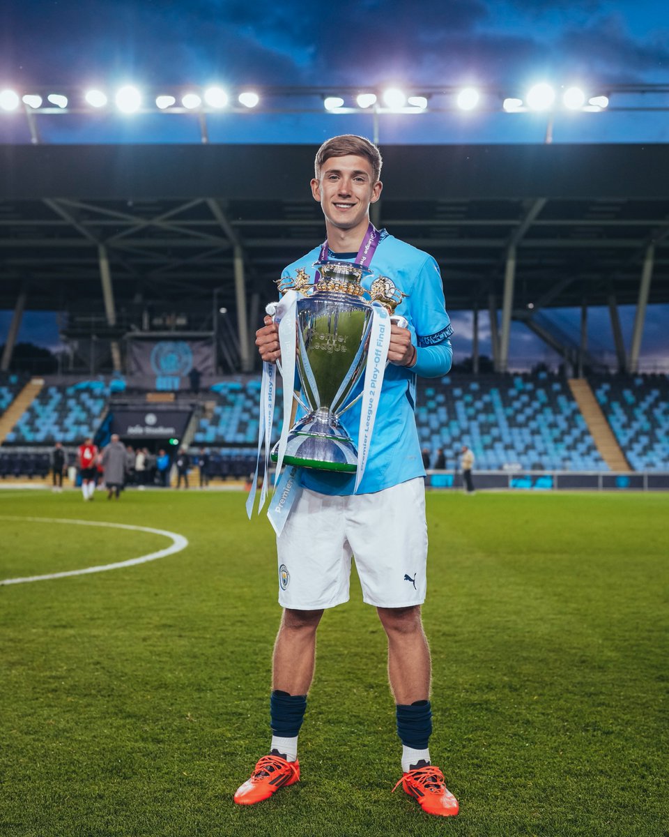 ManCityAcademy's tweet image. Seb Naylor has joined Championship side Bristol City on a permanent deal.

Wishing you all the best, Seb! 🩵