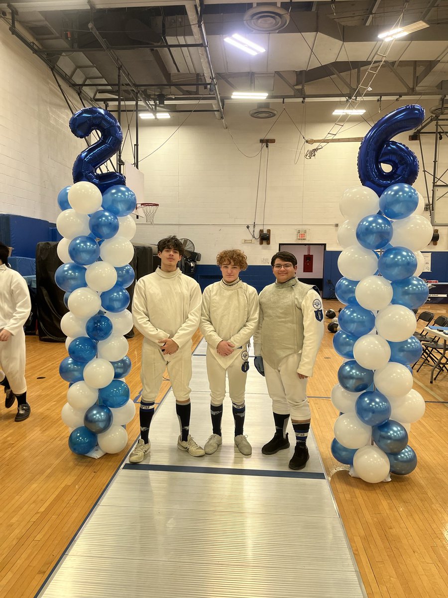 Wayne Valley tops off a great senior night with our 3rd win of the season. Senior Captain Skyler Urena, James Barkley and Christopher Fryer enjoyed a great night with family and teammates honoring their fencing careers at WV. #Seniors #VALLEYPRIDE