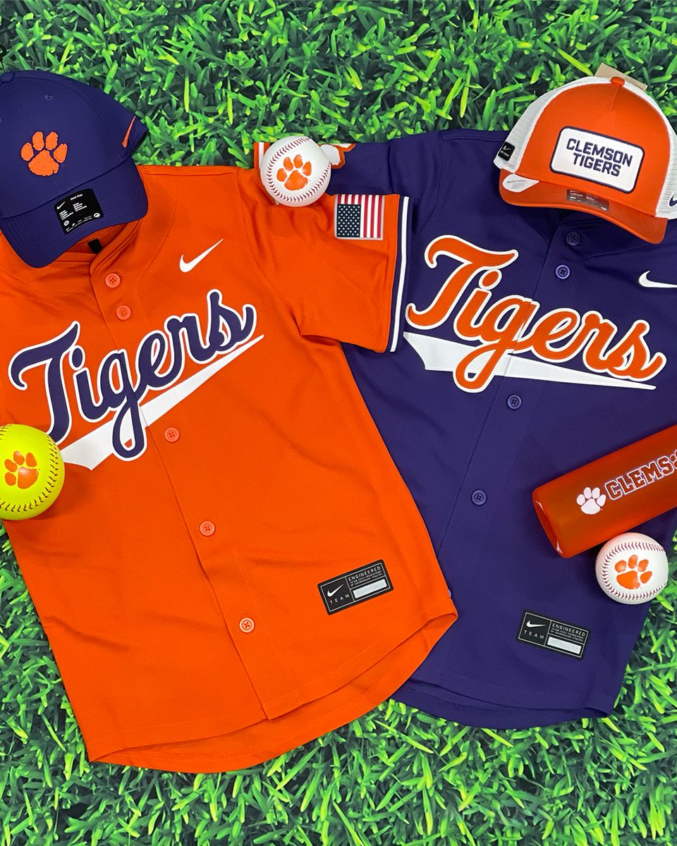 Alumni Hall Clemson tweet media