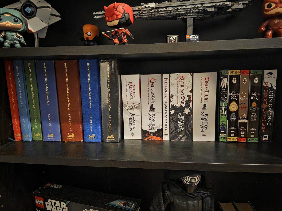 Exit Left tweet media