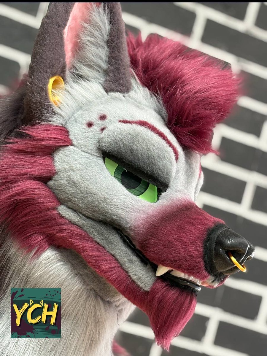 yazurscritters's tweet photo. Meet Raze the yeen! 🐾

Commission for @DrakkenSergal 

#fursuitmaker #furryfandom https://t.co/qfpEF1hGpA