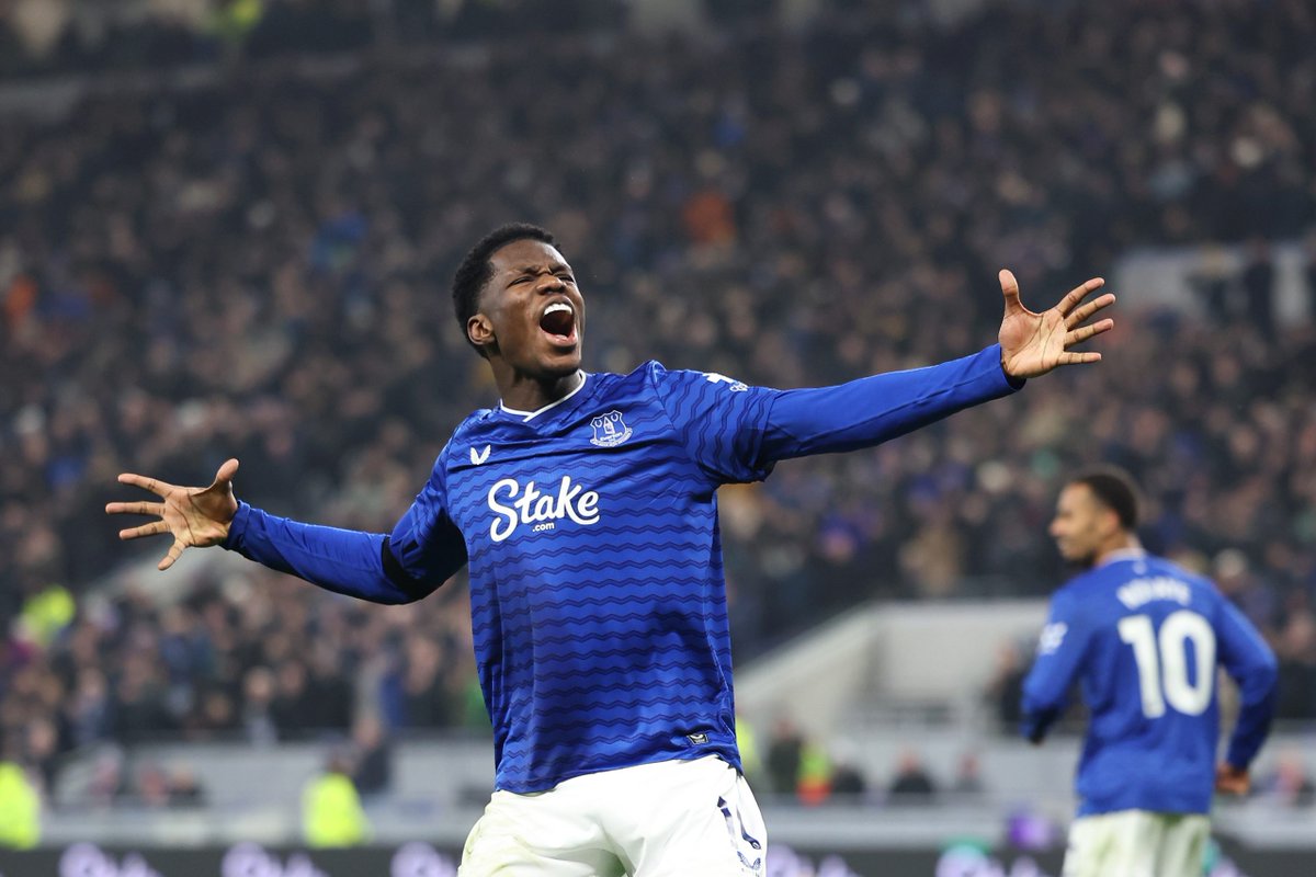 Everton News tweet media