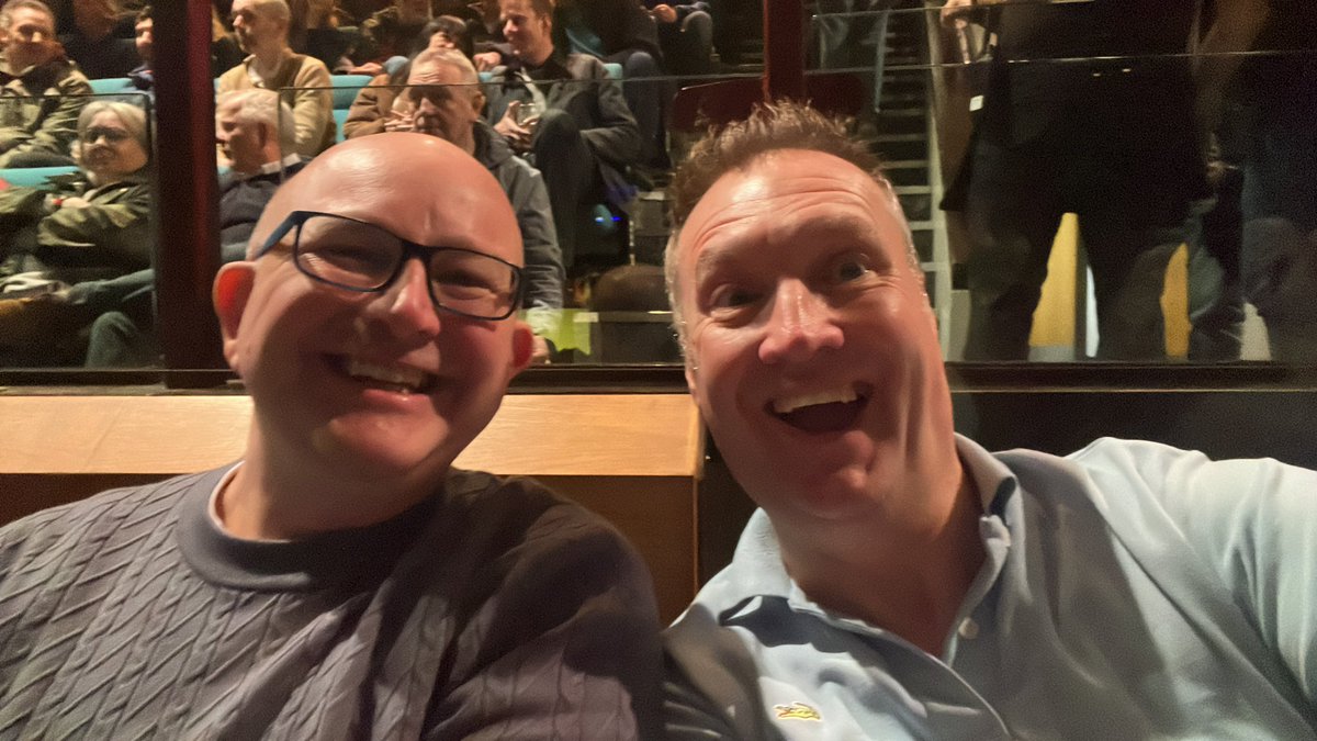 wanna_be_bond's tweet photo. Boys night out! #TheFastShowLive
You ain’t see us, right? https://t.co/yWYCuxzjw3
