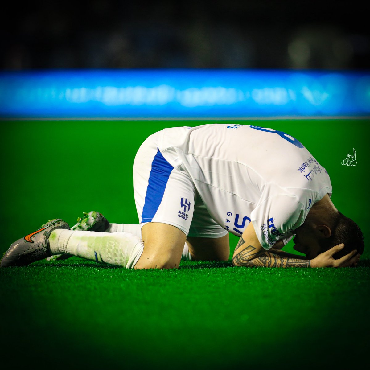  الملحم tweet media