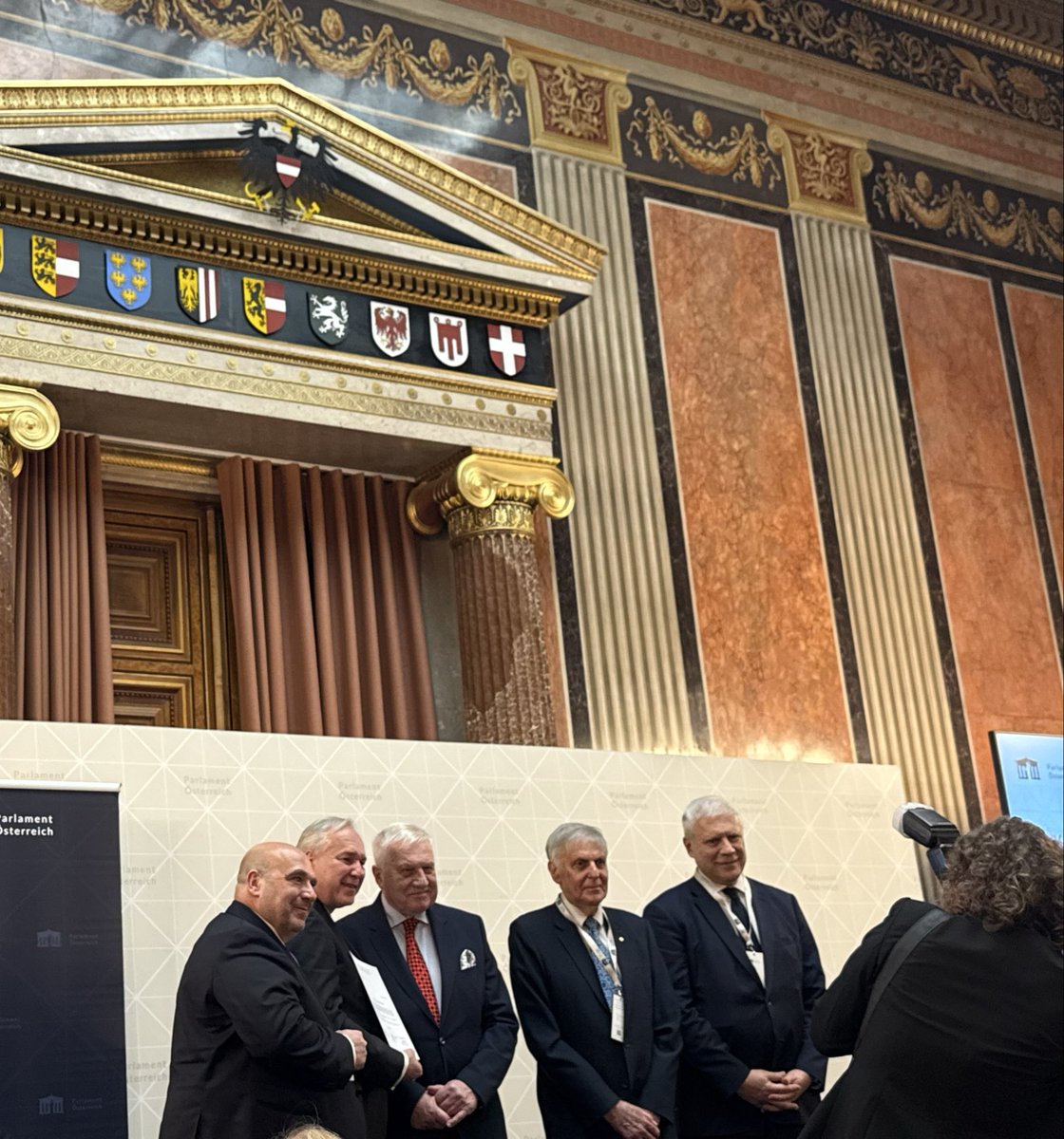 Boris Tadić tweet media