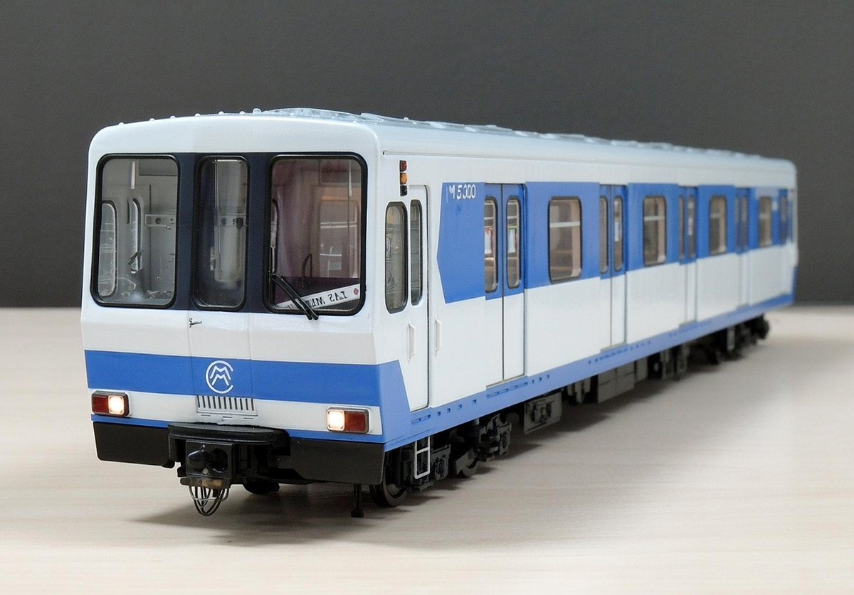 Bvemike's tweet image. Más propuestas de maquetas de series clasicas de Metro Madrid, imagenes generadas con IA