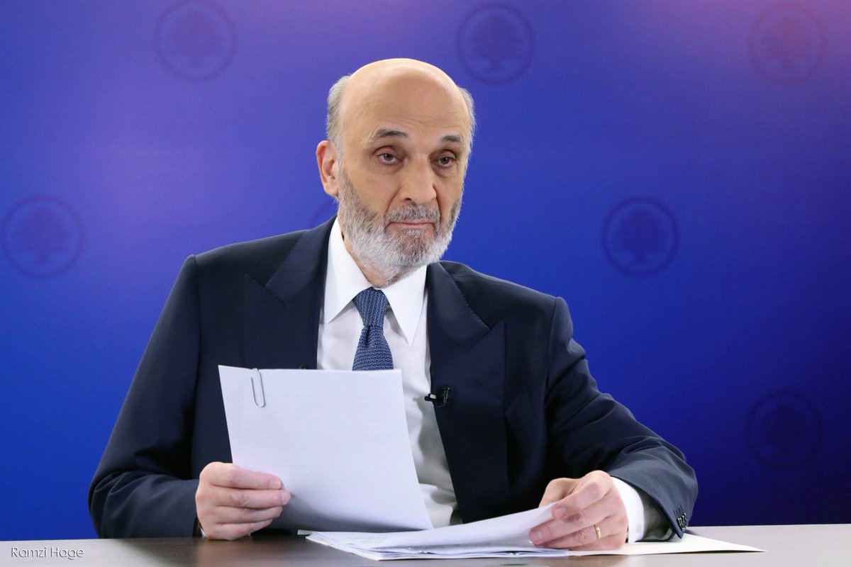 DrSamirGeagea's tweet photo. ضمن برنامج "صار الوقت":

بكل وضوح، أطلب من مجلس الوزراء حلّ الجناح العسكري والأمني لحزب الله. https://t.co/ArpAbTKHCJ