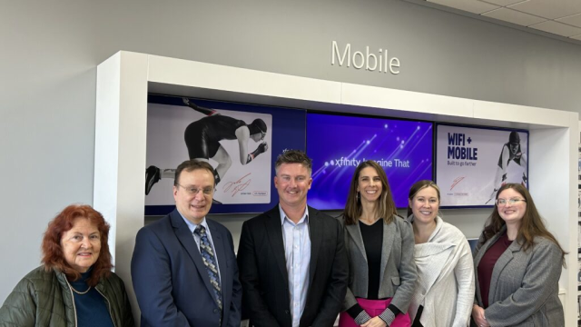 Comcast opens new Xfinity store in Bedford - Manchester Ink Link #IWorkForComcast comca.st/4k31vLm