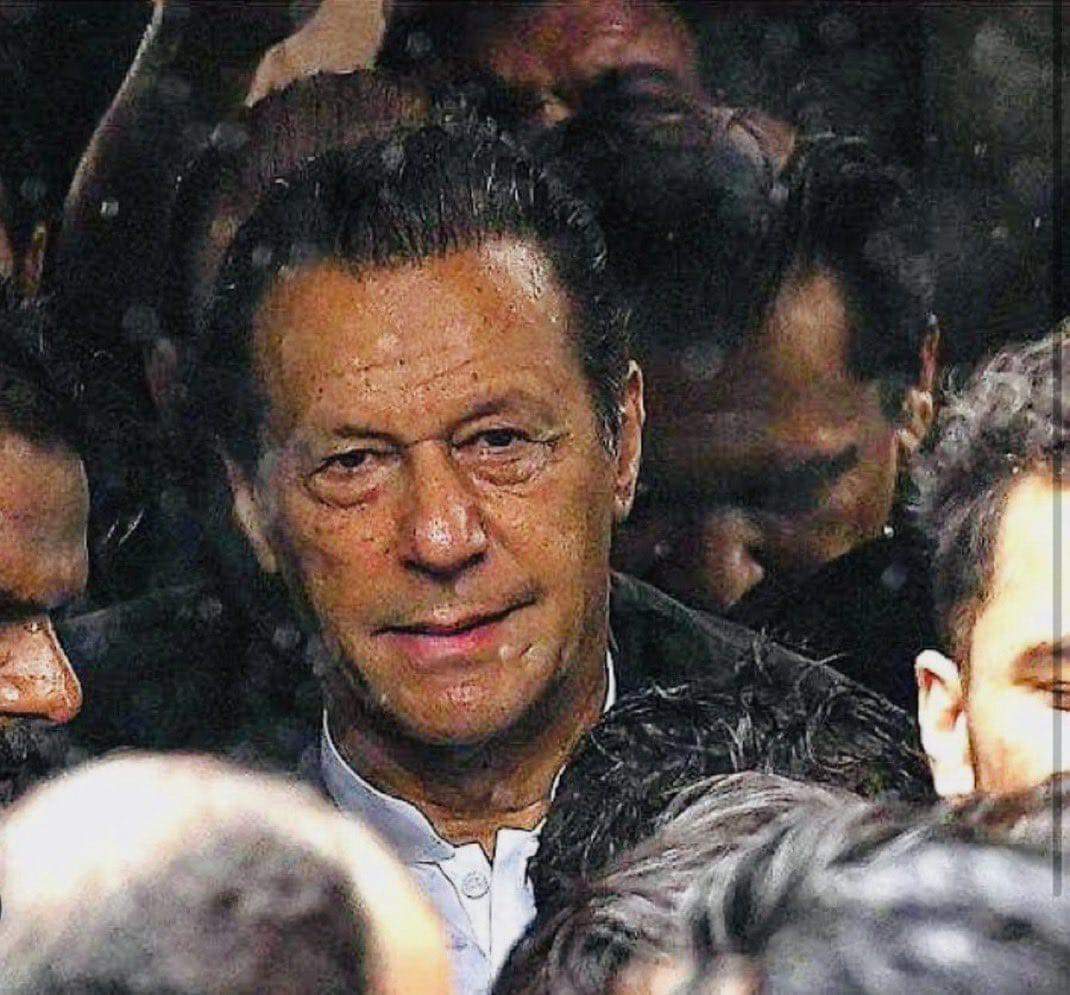 asianawaz8's tweet photo. اب تیرے ہجر میں اے فہم و ذکاء کے یوسف 
کتنی آنکھیں ہیں جو یعقوب ہوئی جاتی ہیں🥺 https://t.co/vrMNG1h61V