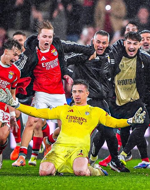 Frenkie De Jong vs Anatoliy Trubin UCL career:

62 Matches       40 Matches
0 Goals                1 Goal

LEVELS. 🥶🥶🥶