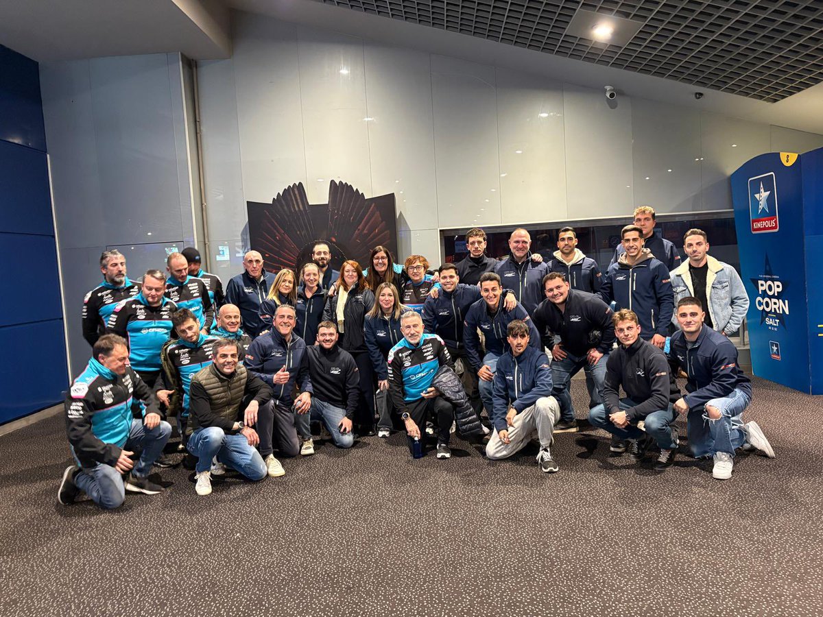 Tarde de cine 🎬🍿

El <a href="/AsparTeam/">Aspar Team</a> y el <a href="/AsparCircuit/">Aspar Circuit</a> juntos en el cine para disfrutar de Ídolos, la nueva película de MotoGP. 

Y en nada… ¡¡empezamos la temporada!!