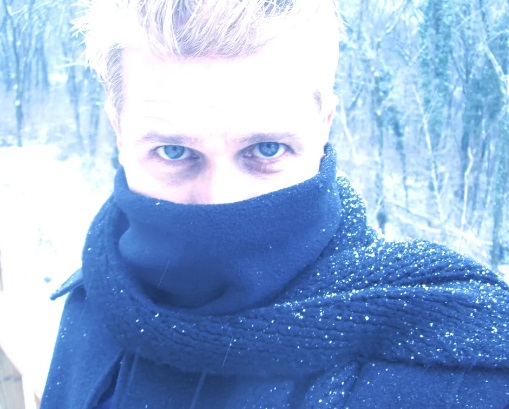 RodSavage13's tweet image. Finally some warmth and light after 4 days of no power/ power/no power here in Nashville! 🙏🌨️🕯️