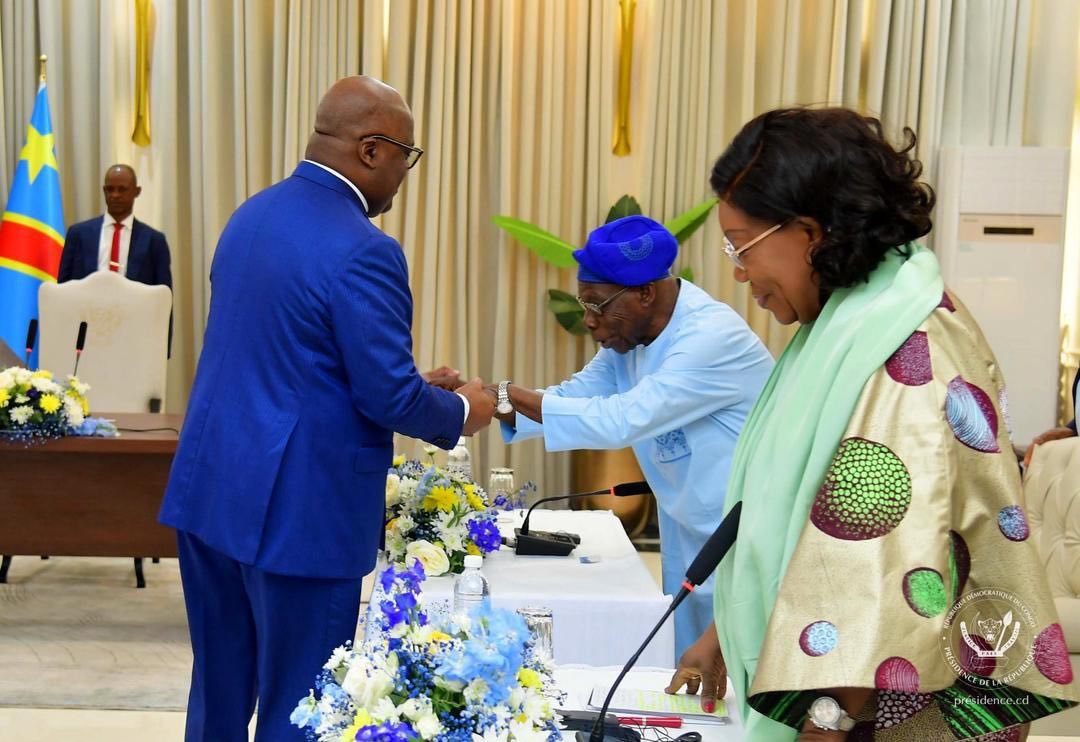 mediacongo's tweet photo. Crise en #RDC: « On oublie que derrière tout ça, il y a des souffrances humaines qu’il faudrait arrêter », Mme #Zewde, à la sortie de l'audience avec le Chef de l'État congolais a précisé que l'objectif visé par la médiation africaine, mettre fin à des décennies de souffrances humaines dans la région des #GrandsLacs
