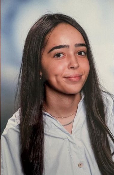 99amicalement's tweet image. Tyah 16 ans🕊️et Camélia 17 ans🕊️ sont décédé à cause du harcèlement subi au lycée.

le harcèlement doit être pris au sérieux et considérer par tout le monde, le harcèlement tue et ne laisse que tristesse et regrets.

Mes pensées vont vers les proches de Tyah et Camélia 🙏🏿❤️